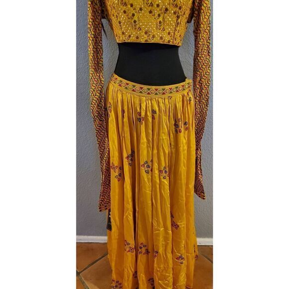 Kalki Fashion Traditional Skirt Set in mustard yellow with gold print - Picture 8 of 16